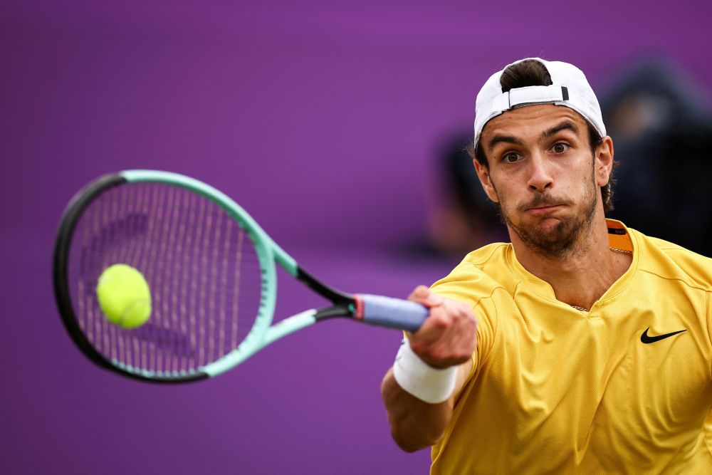 毕斯利淡出 毕斯利淡出